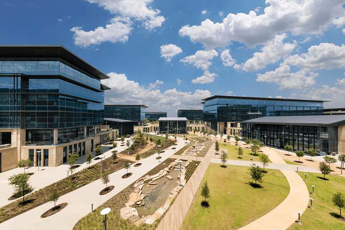 北米トヨタ新本社屋