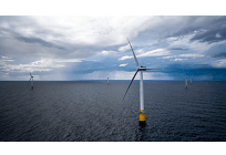 世界最大の浮体式洋上風力発電所、スコットランド沖で稼働開始の写真