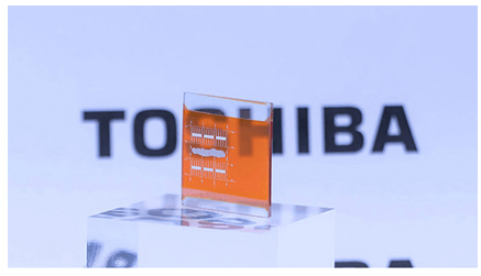 透過型Cu2O太陽電池（小型セル：サイズ25mm角）